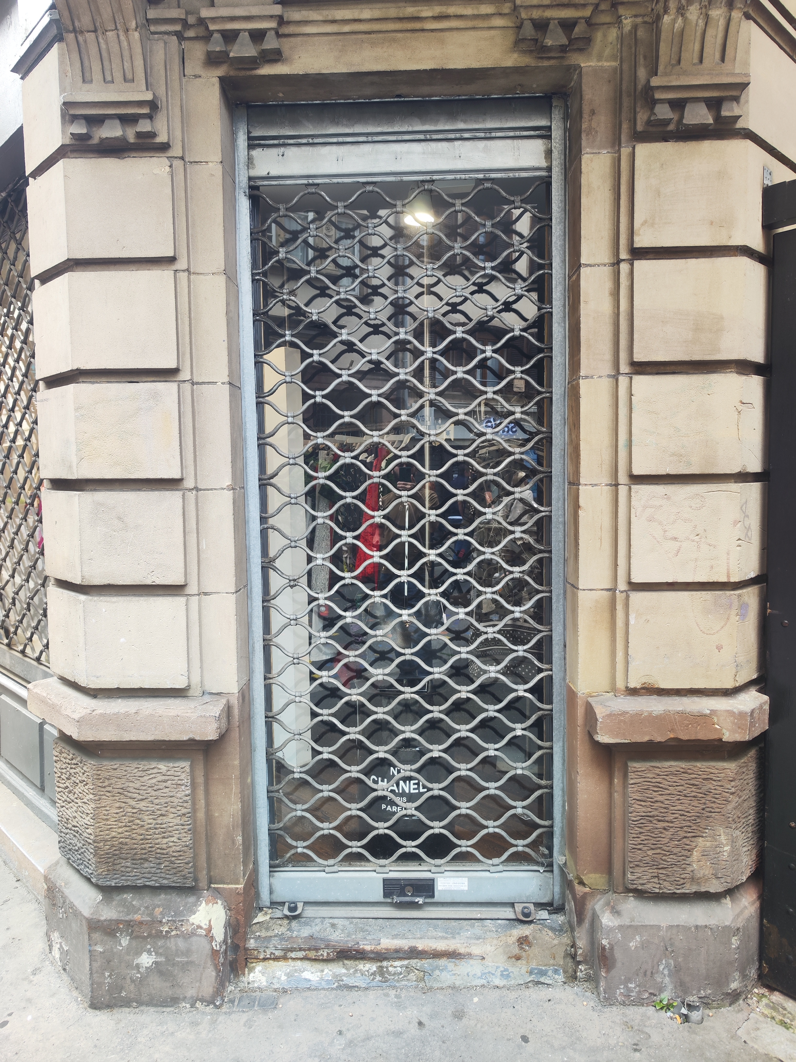 Portail et grille en fer forgé
